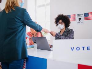 woman voting